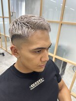 エルアンド(L and)&nbsp;White color × skin fade