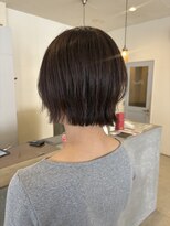 ニナル(Ninal)&nbsp;丸みショートボブ × ナチュラルブラウン