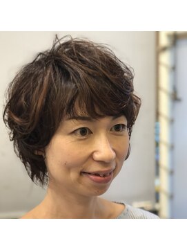 ヘアープラント(HAIR PLANT) ゆるめパーマ