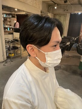 ロイジー(roijir) 表参道 roijir センターパート×ナチュラルフェード