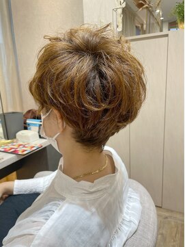 リュドール 名駅(Rue D'or) クリンとカールのデジタルパーマショート