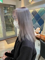 ロア 福岡天神本店(LORE)&nbsp;ホワイトシルバー