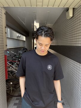 ウェルネス(Wellness) スパイラルツーブロックマッシュアップバングコンマヘア93