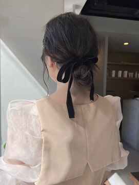 ヘアー アイス ルーチェ(HAIR ICI LUCE) ヘアセットカチモリゆるっとお団子結婚式卒業式セット/今枝