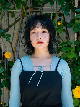 ワク(WAKU) 【WAKU】デザインカットミディアム