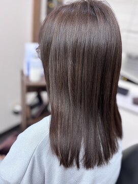 ピックアップ(Pick UP) ピンクベージュ　ストレートロング　美髪　ヘアケア20代30代40代