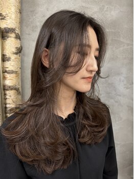 クロムス 梅田茶屋町店(clomus)の写真/韓国での美容師実績があるスタイリストが在籍◎韓国のお客様多数担当の実績あり！mm単位でこだわります◇