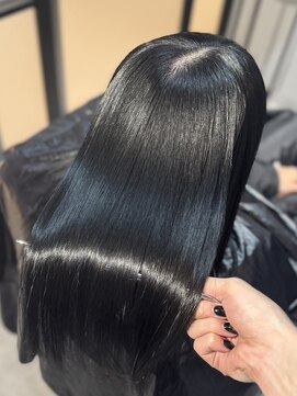 ルナス 福岡天神(LUNAS) 縮毛矯正+髪質改善トリートメント