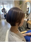 赤みなしグレージュショートボブ