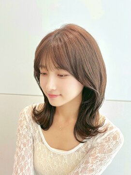 リブランド 銀座(REBRAND) 鎖骨下セミロングひし形外はねワンカール前髪あり