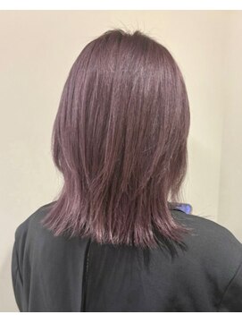 フイ(HUI) レイヤーカットミディアムウルフレイヤー/natsuki 金山 ボブ