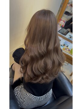 ナンバー ブラオ 名古屋栄(N° blao) ヘーゼルベージュ