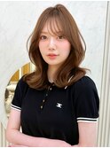 ミディアム　韓国　レイヤー　レイヤーカット　顔まわり