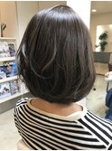 7トーングレージュボブ