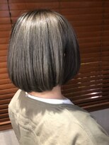 ヘアーアンドスパ トリコ(Hair&Spa torico)&nbsp;ワンレングスボブ　シルバーカラー