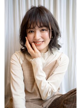 マグノリア オモテサンドウ(MAGNOLiA Omotesando) 伸ばしかけの方にオススメ！ニュアンスくびれミディ・・・HINATA