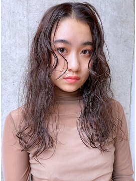 バロンフェム(baLon.fem) 女の子の良さが負わない可愛さを出してくれるワッフルウェーブ