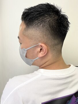 アールプラスヘアサロン(ar+ hair salon) 刈り上げメンズビジネスベリーショート