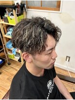 ヘアスタジオ ロメオ(hair studio Romeo) 強めツイストスパイラル＆ハイライト
