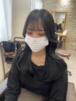 シェノン 西梅田(CHAINON)&nbsp;黒髪/グレーベージュ/レイヤーカット/アッシュブラック