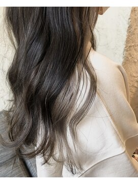 ペネロープ(Penelope) インナーカラー/イヤリングカラー/シルバーグレー