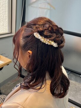 ナンバー アリア 三軒茶屋(N° aria) 《三軒茶屋 N°aria》編み込みハーフアップ×アレンジパールピン