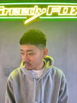 グリーディーフォックス 三軒茶屋(GreedyFOX) 波巻き/マッシュパーマ/ウルフ/ハイライト<理容室>三軒茶屋