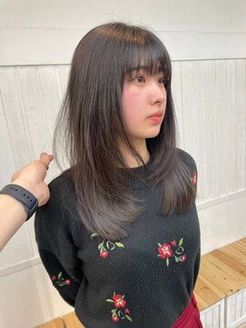 ナンバー ブラオ 名古屋栄(N° blao) 顔まわり　レイヤーカット　アッシュ　グレージュ　ブラウン