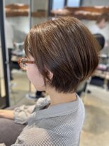ニーイチイチ(211)&nbsp;ことりベージュ/丸みショートボブ/クールショート