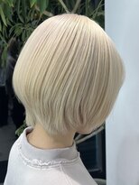 ショートボブ/ハイトーンカラーホワイトブロンドボブ