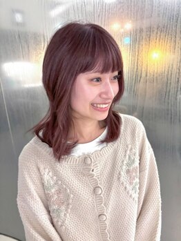 バランシア(BALANSIA)の写真/【本八幡30秒★9時~20時まで営業】アップスタイルにしてもかわいい顔周りカット♪イメチェンスタイルも！