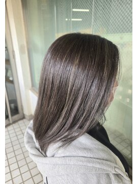 ミニィバイミラーズ(Miniy by Miroirs) 細ハイライト&カーキカラー