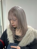 エゴ 池袋(EGO) 初カラー10代20代30代レイヤーカットシルバーベージュ