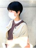 ショートボブ