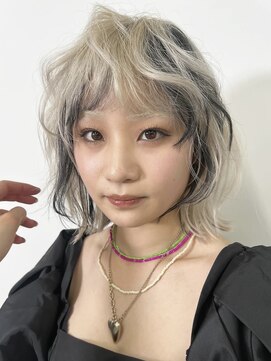 ザスリック 代官山(THE SLICK) blonde×black