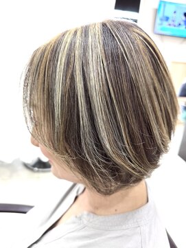 メタ(META) ハイライトメッシュカラーです♪