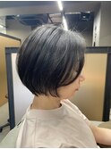ナチュラルショートボブ