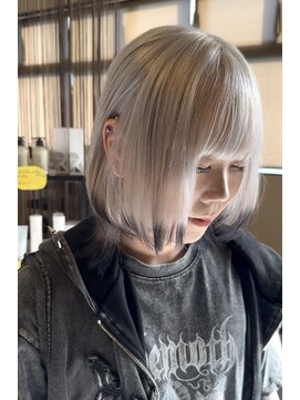 ノネット(Nonet plus) ホワイトシルバー/裾カラー