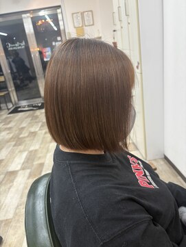 クート アンド シー 東川口(kuto and C) きりっぱなしボブ