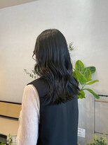 ミア(mia) 大人シアーベージュミニウルフボブミディアムレイヤー