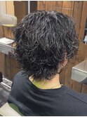 大分メンズカットセンターパートウルフサーフカール波巻きパーマ