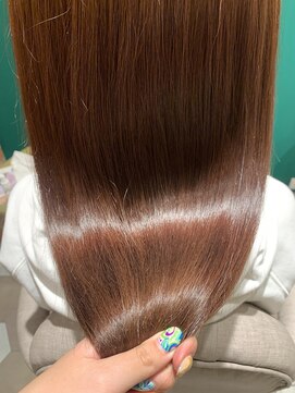 ムーン ティコブラーエ(moon tico brae) ６月(似合わせカット/くびれヘア/アースカラー)