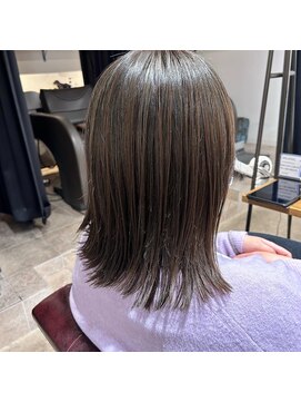 トーン 上大岡(tone.) 【岩木菜々】極細ハイライトで赤味改善◎