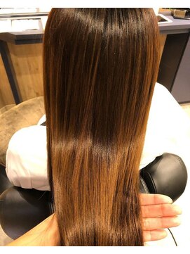 カミケンパセオ(kamiken.paseo) なめらか潤い美髪さらツヤ大人上品ストレート【カミケンパセオ】