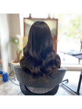 フツーロ 栄(FUTURO) プルエクステ