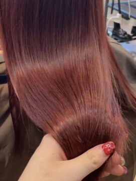 ノラキチジョウジ(NORA KICHIJOJI) ハイトーンカラー耳かけウルフボブフェイスレイヤーカット