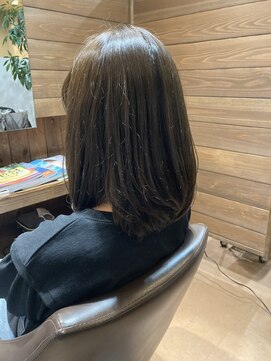 シー 東橋良店(She) アッシュ　ボブスタイル　30代、40代、50代