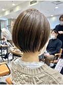 『岩田莉奈』40代50代お洒落な白髪染ショートボブ新宿ケアカラー