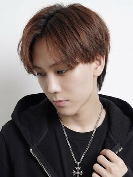 ミヤビ(MIYAVI) 韓国風ナチュラルセンターパート