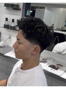 グルーマーズクレッジ 渋谷店(GROOMER/S CREDGE) テーパースパイキーショート　ウォーリアカット